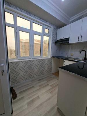 Bakı, köhnə tikili 3 otaqlı, satılır, 45 m²  , Nərimanov rayonu