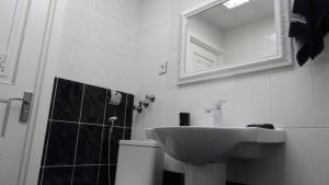 Bakı, köhnə tikili 2 otaqlı, kirayə, 55 m²  , Nərimanov rayonu