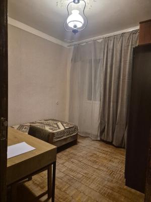 Bakı, köhnə tikili 4 otaqlı, satılır, 103 m²  , Nərimanov rayonu