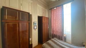 Bakı, köhnə tikili 4 otaqlı, satılır, 110 m²  , Səbail rayonu