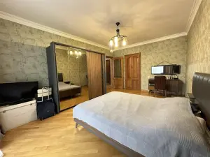3 otaqlı köhnə tikili, satılır, 85 m², Bakı, Sabunçu rayonu, Bakıxanov qəs.