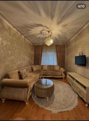 Bakı, köhnə tikili 4 otaqlı, satılır, 110 m²  , Yasamal rayonu, Yeni Yasamal qəs.