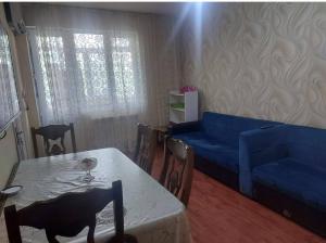 Bakı, köhnə tikili 3 otaqlı, kirayə, 60 m²  , Binəqədi rayonu, 9-cu mikrorayon