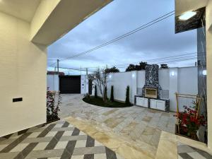 Bakı, bağ/həyət evi 4 otaqlı, satılır, 220 m² , 4.3 sot , Xəzər rayonu, Şüvəlan