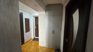 Bakı, köhnə tikili 2 otaqlı, satılır, 50 m²  , Yasamal rayonu
