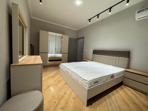 Bakı, yeni tikili 2 otaqlı, kirayə, 69 m²  , Binəqədi rayonu, 7-ci mikrorayon