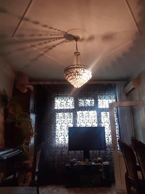 Bakı, köhnə tikili 1 otaqlı, satılır, 50 m²  , Nəsimi rayonu, 5-ci mikrorayon