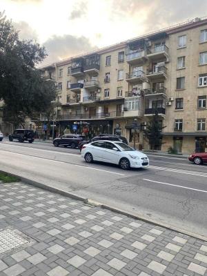 Bakı, köhnə tikili 2 otaqlı, satılır, 65 m²  , Yasamal rayonu, Yasamal qəs.