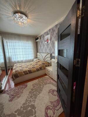 Bakı, köhnə tikili 3 otaqlı, satılır, 90 m²  , Nizami rayonu