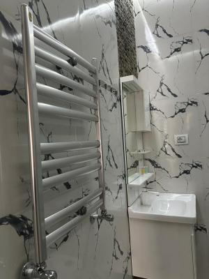 Sumqayıt, yeni tikili 2 otaqlı, günlük kirayə, 60 m²  
