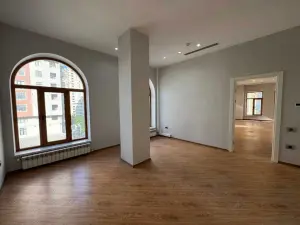 5 комната офис, арендовать, 202 m², Бакы, Нәсими рајону