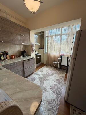 Bakı, köhnə tikili 3 otaqlı, satılır, 90 m²  , Nizami rayonu