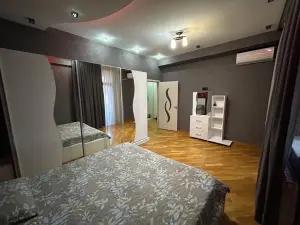 Bakı, yeni tikili 2 otaqlı, kirayə, 90 m²  , Nərimanov rayonu, Böyükşor qəs.