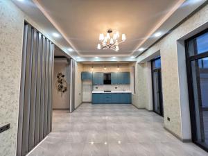 Bakı, həyət evi 5 otaqlı, satılır, 250 m² , 5 sot , Xəzər rayonu, Şüvəlan