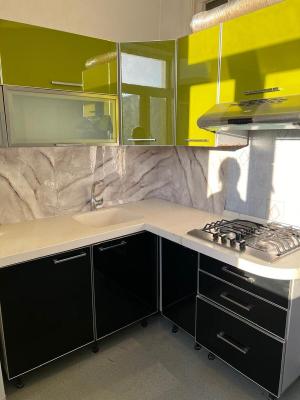 Bakı, köhnə tikili 2 otaqlı, satılır, 70 m²  , Yasamal rayonu, Yasamal qəs.