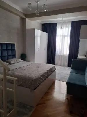 Bakı, yeni tikili 3 otaqlı, satılır, 135 m²  , Nəsimi rayonu, 5-ci mikrorayon