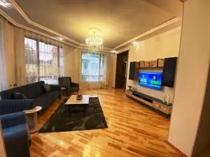 Bakı, bağ/həyət evi 5 otaqlı, satılır, 300 m² , 7 sot , Xəzər rayonu, Buzovna