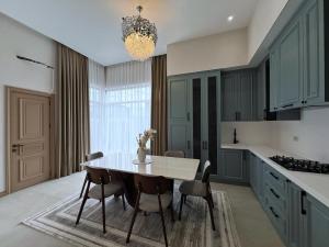 Bakı, həyət evi 4 otaqlı, satılır, 200 m² , 6 sot , Xəzər rayonu, Mərdəkan