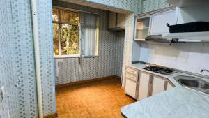 Bakı, köhnə tikili 3 otaqlı, satılır, 85 m²  , Xətai rayonu, H.Aslanov qəs.