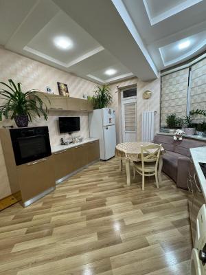 Bakı, yeni tikili 3 otaqlı, satılır, 92 m²  , Xətai rayonu