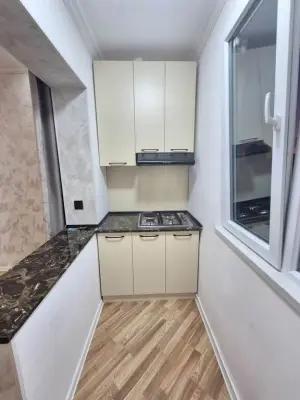 Bakı, köhnə tikili 2 otaqlı, satılır, 47 m²  , Binəqədi rayonu, 7-ci mikrorayon