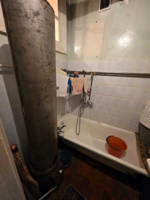 Sumqayıt, köhnə tikili 2 otaqlı, satılır, 52 m²  , 17-ci məhəllə