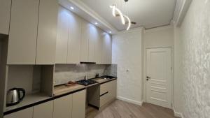 Sumqayıt, yeni tikili 3 otaqlı, satılır, 99 m²  