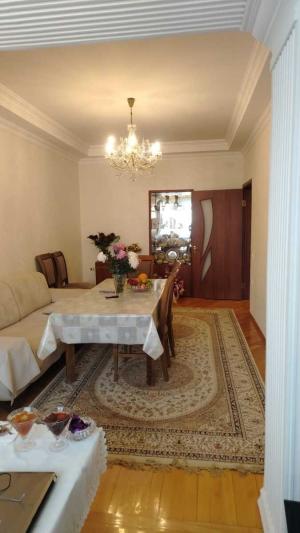 Bakı, köhnə tikili 5 otaqlı, satılır, 120 m²  , Yasamal rayonu, Yasamal qəs.
