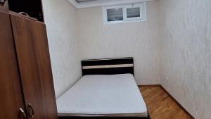 Bakı, yeni tikili 2 otaqlı, kirayə, 60 m²  , Binəqədi rayonu, 8-ci mikrorayon