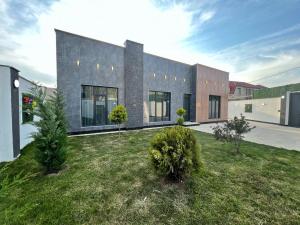 Bakı, həyət evi 4 otaqlı, satılır, 160 m² , 4.2 sot , Xəzər rayonu, Şüvəlan
