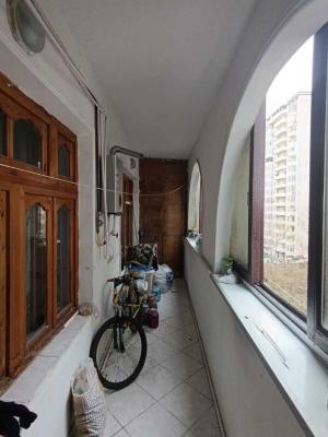 Bakı, köhnə tikili 5 otaqlı, satılır, 120 m²  , Binəqədi rayonu, 8-ci mikrorayon