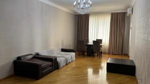 Bakı, yeni tikili 2 otaqlı, satılır, 90 m²  , Binəqədi rayonu, 9-cu mikrorayon