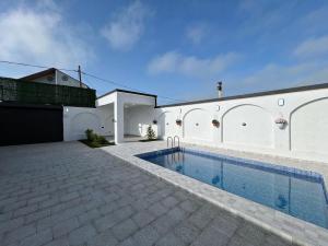 Bakı, həyət evi 4 otaqlı, satılır, 150 m² , 3 sot , Xəzər rayonu, Şüvəlan