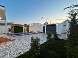 Bakı, həyət evi 4 otaqlı, satılır, 160 m² , 4 sot , Xəzər rayonu, Şüvəlan