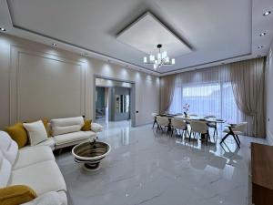 Bakı, həyət evi 4 otaqlı, satılır, 220 m² , 6 sot , Xəzər rayonu, Mərdəkan