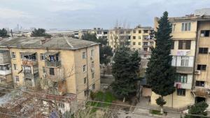 Bakı, köhnə tikili 2 otaqlı, satılır, 60 m²  , Sabunçu rayonu, Bakıxanov qəs.