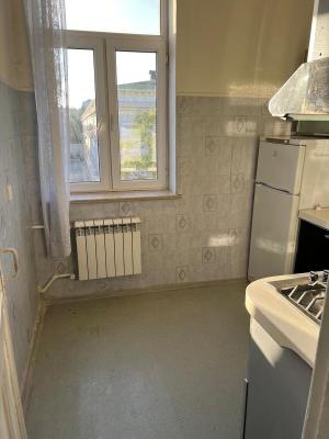 Bakı, köhnə tikili 2 otaqlı, satılır, 70 m²  , Yasamal rayonu, Yasamal qəs.