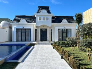 Bakı, həyət evi 5 otaqlı, satılır, 230 m² , 6 sot , Xəzər rayonu, Şüvəlan