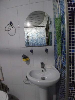 Bakı, köhnə tikili 2 otaqlı, satılır, 40 m²  , Yasamal rayonu, Yasamal qəs.