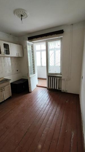 Bakı, köhnə tikili 2 otaqlı, satılır, 60 m²  , Xətai rayonu, H.Aslanov qəs.