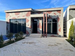 Bakı, həyət evi 4 otaqlı, satılır, 140 m² , 3 sot , Xəzər rayonu, Şüvəlan