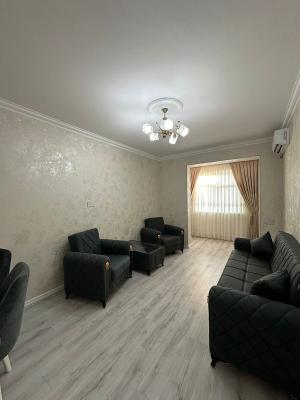 Bakı, köhnə tikili 2 otaqlı, satılır, 60 m²  , Nəsimi rayonu, 4-cü mikrorayon