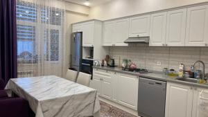 Bakı, yeni tikili 2 otaqlı, satılır, 115 m²  , Nizami rayonu, 8-ci kilometr