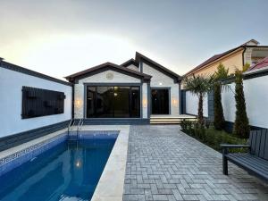 Bakı, həyət evi 4 otaqlı, satılır, 140 m² , 3 sot , Xəzər rayonu, Şüvəlan