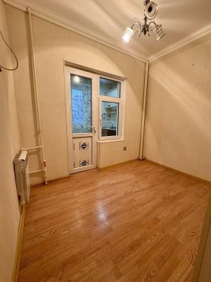 Bakı, köhnə tikili 2 otaqlı, satılır, 50 m²  , Yasamal rayonu, Yeni Yasamal qəs.