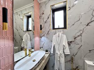 Bakı, həyət evi 4 otaqlı, satılır, 180 m² , 4.5 sot , Xəzər rayonu, Şüvəlan