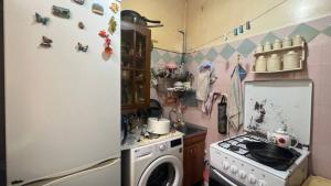 Bakı, köhnə tikili 2 otaqlı, satılır, 50 m²  , Binəqədi rayonu, 6-cı mikrorayon