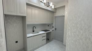 Bakı, yeni tikili 2 otaqlı, satılır, 63 m²  , Nəsimi rayonu, 5-ci mikrorayon