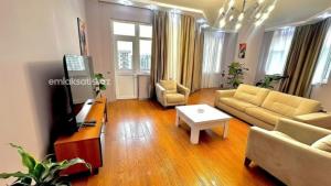 Bakı, yeni tikili 3 otaqlı, satılır, 145 m²  , Nərimanov rayonu