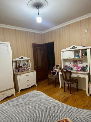 Bakı, həyət evi 5 otaqlı, satılır, 200 m² , 2 sot , Binəqədi rayonu, Binəqədi qəs.